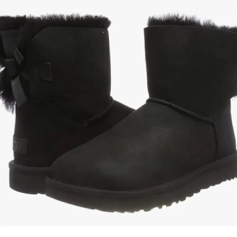 UGG Mini Bailey Bow II Ankle Booties in Black, Size 6 Style 1016501